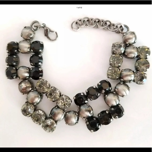 NEW LISTING - Picture 2 of 13